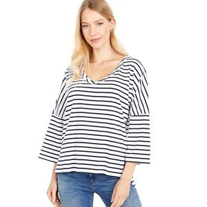 NWT Mododoc Black & White Stripe Jersey 3/4 Sleeve Boxy V-Neck Tee Small